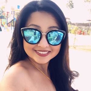 Meet your Posher, Lotus